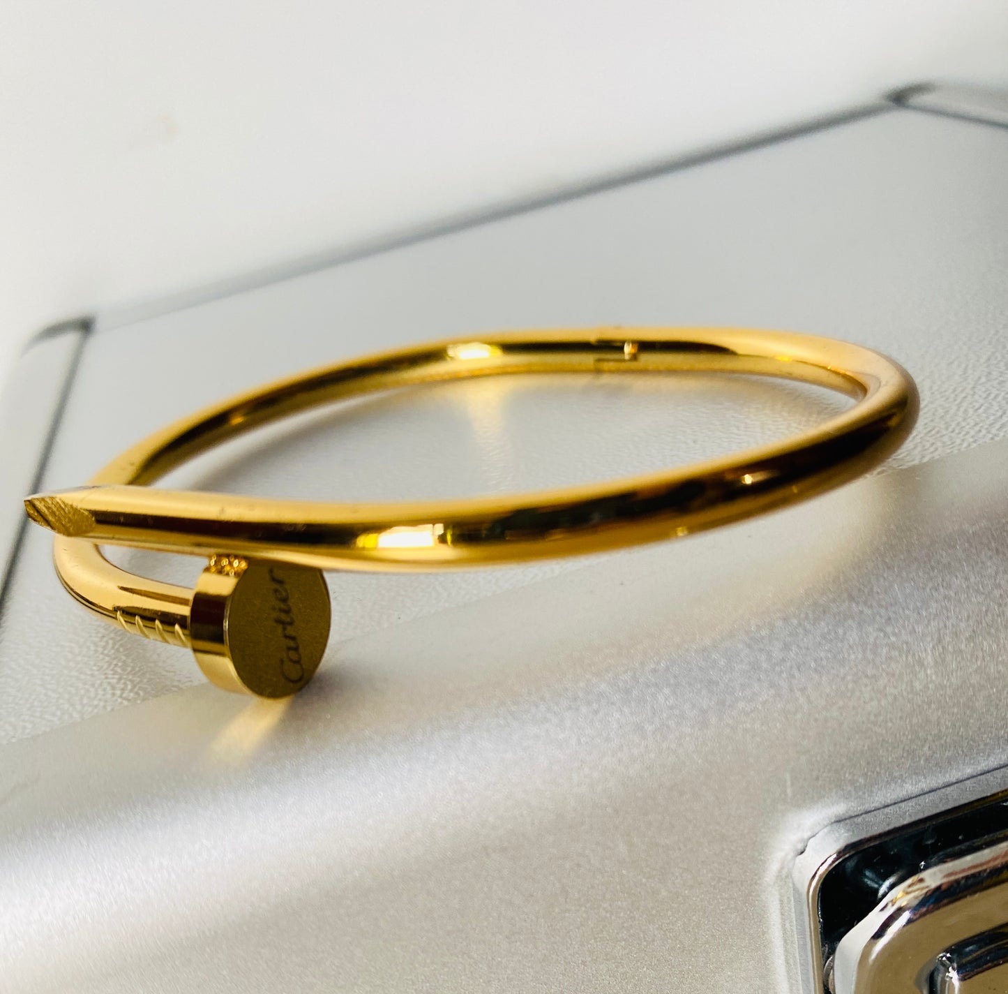 C-artier Nail Bangle