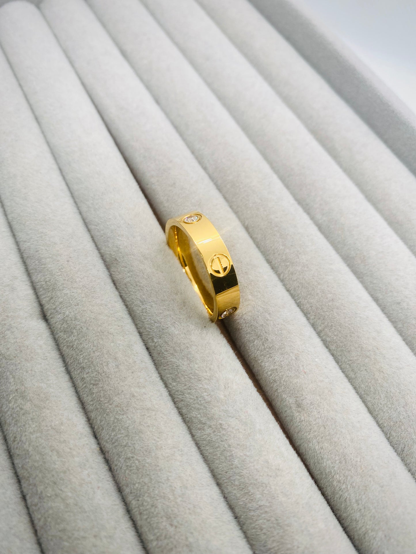 C-artier Ring