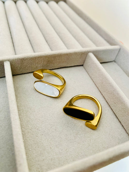 Oval Shell Ring Adjustable