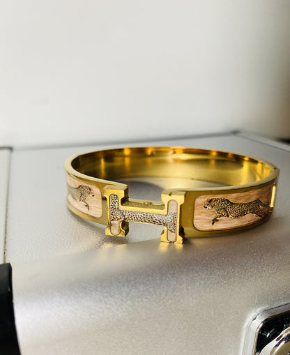 Luxe H-ermes Bracelet