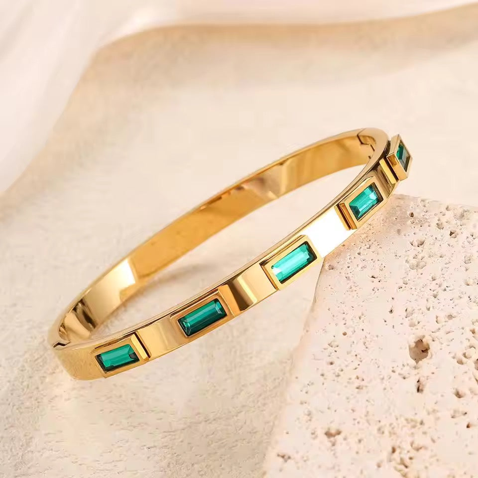 Emerald Green Bangle