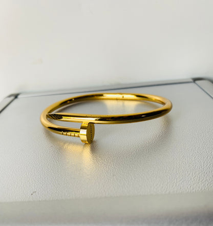 C-artier Nail Bangle