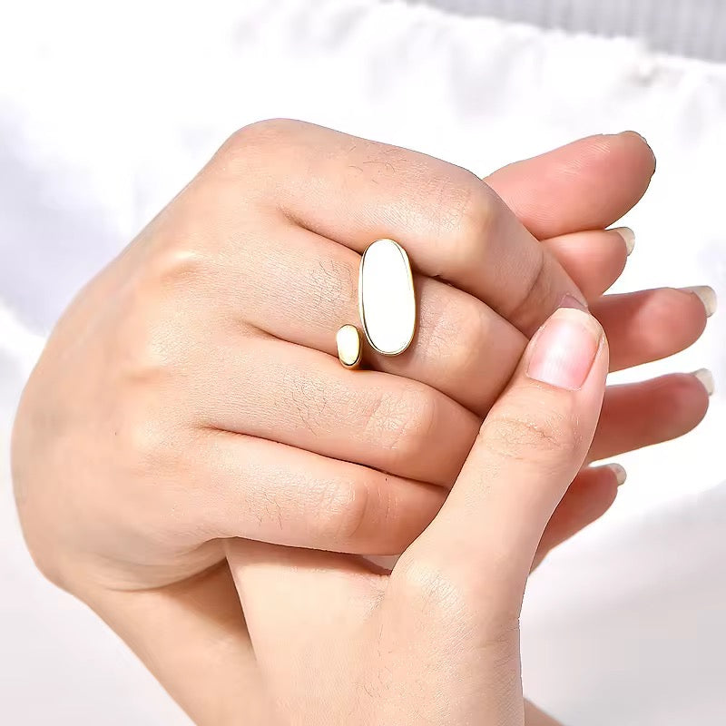 Oval Shell Ring Adjustable