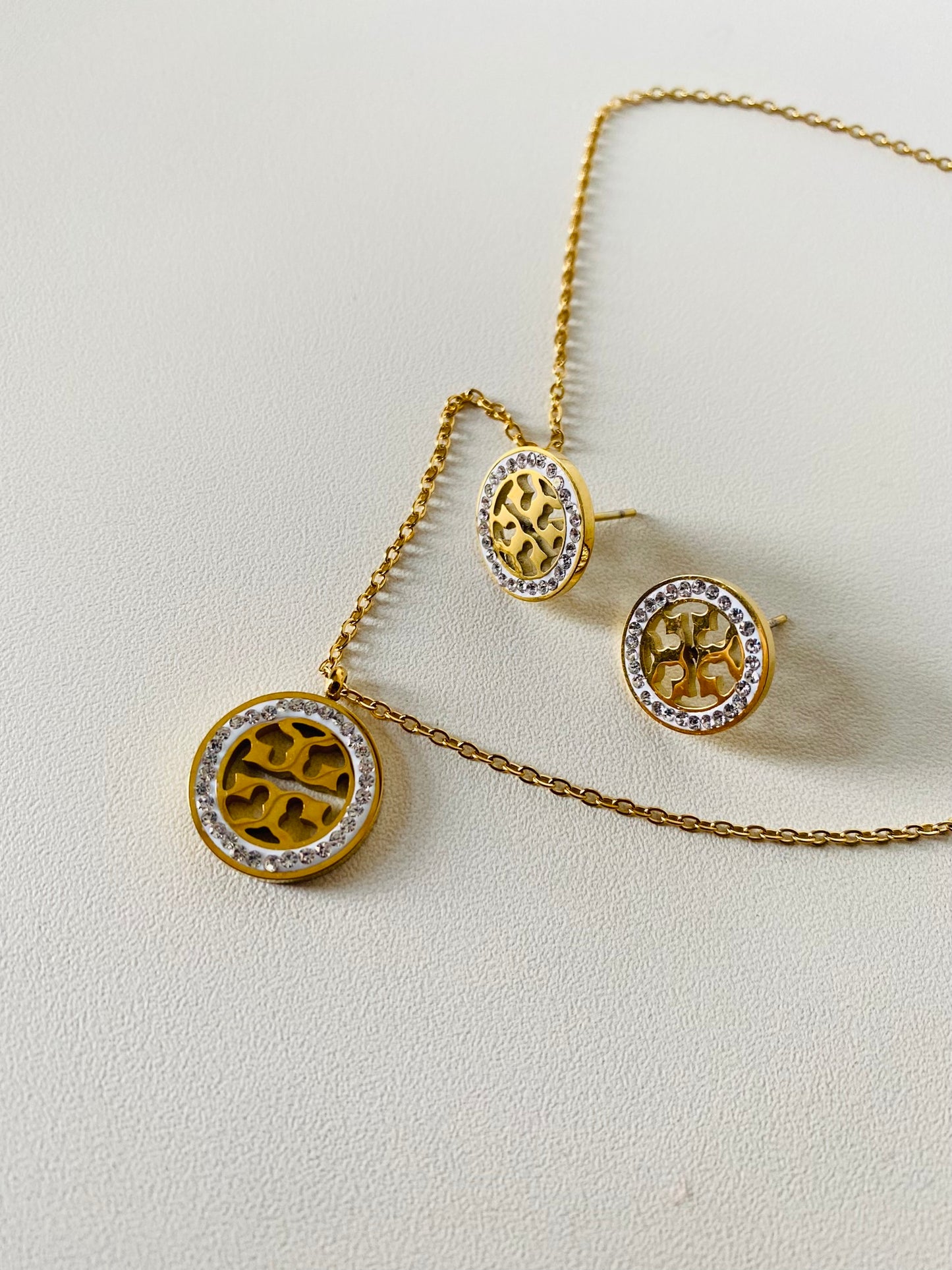 Tory Pendant and studs